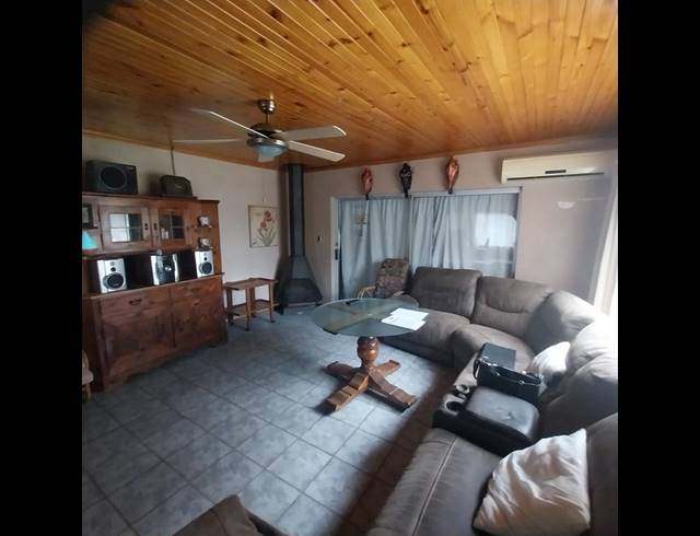 4 BEDROOM HOUSE FOR SALE IN POMONA
